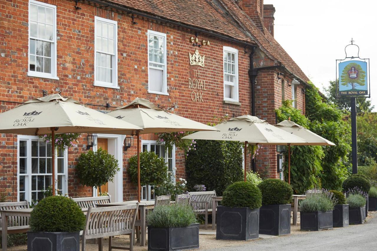 The Royal Oak, Yattendon Frilsham ภายนอก รูปภาพ