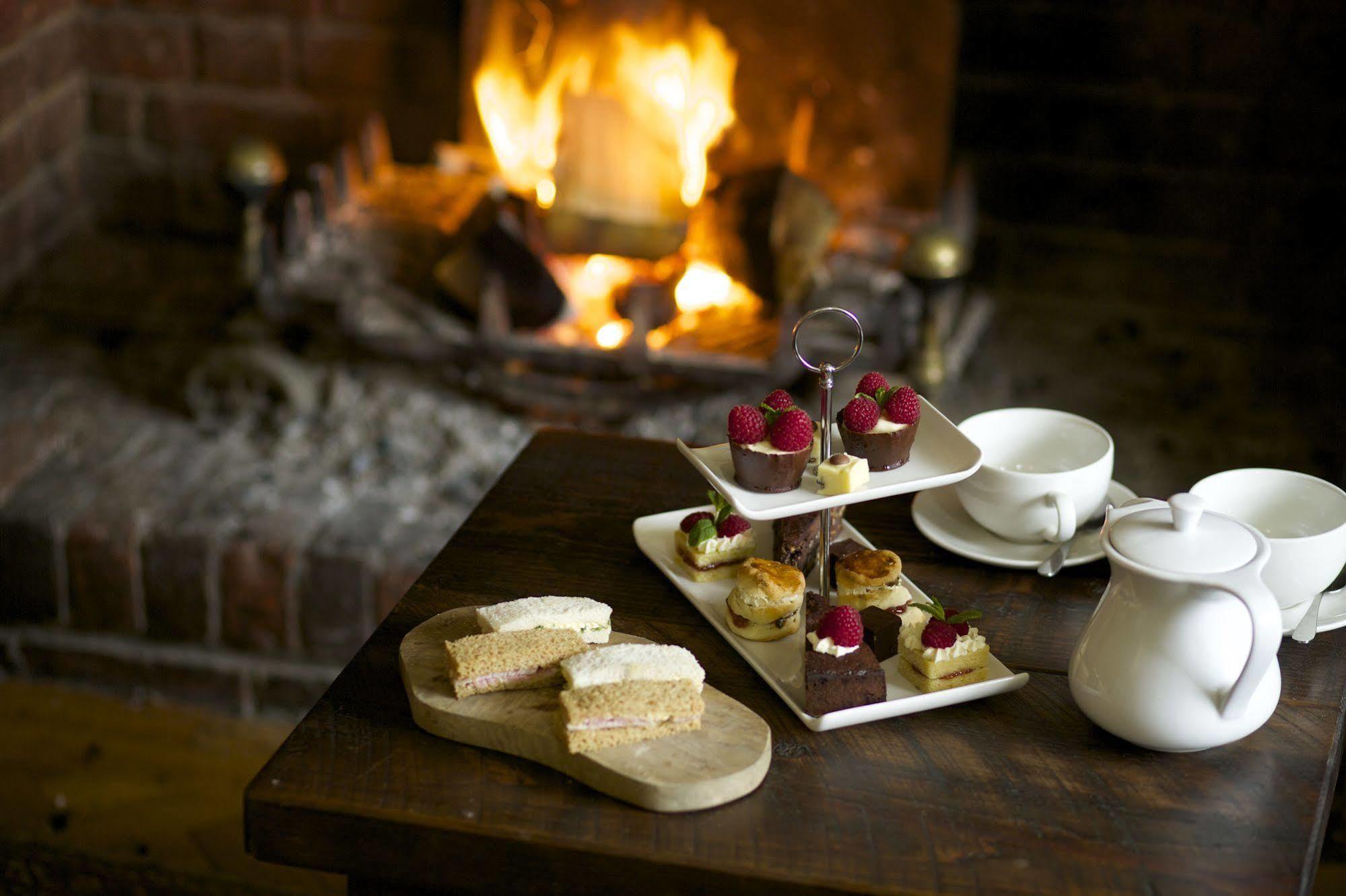 The Royal Oak, Yattendon Frilsham ภายนอก รูปภาพ